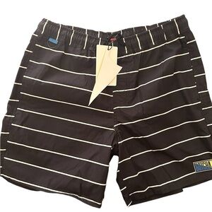 Gotcha Men’s Black/White Stripe Bali Swim Short Size M $80 retail NWT‎